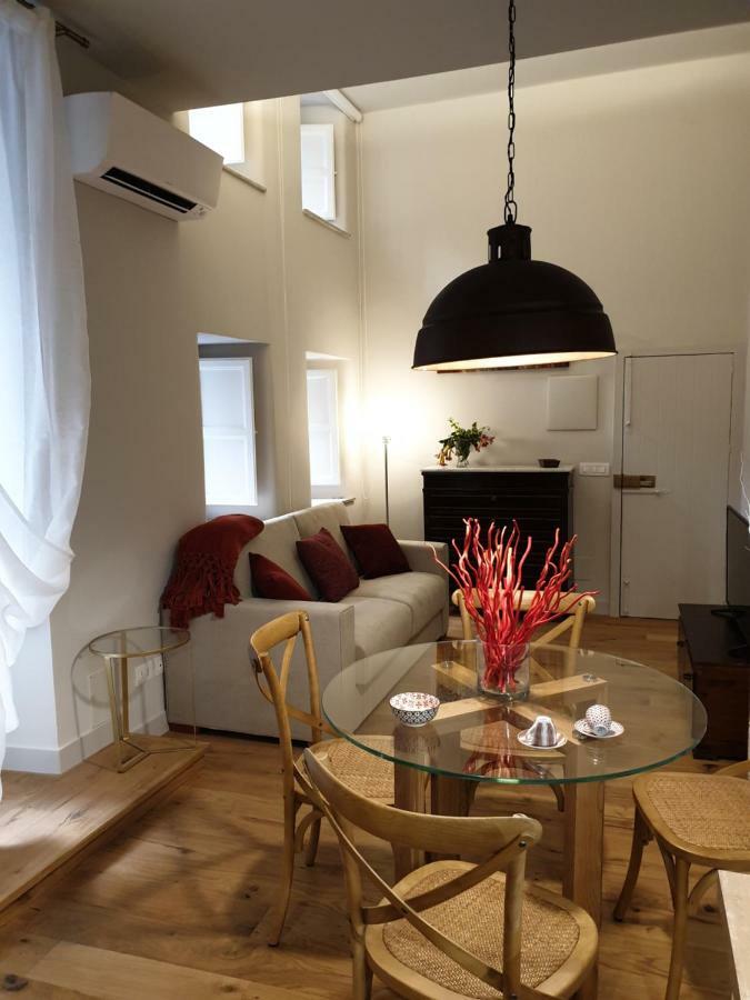 Four Elements Apartments Катания Екстериор снимка