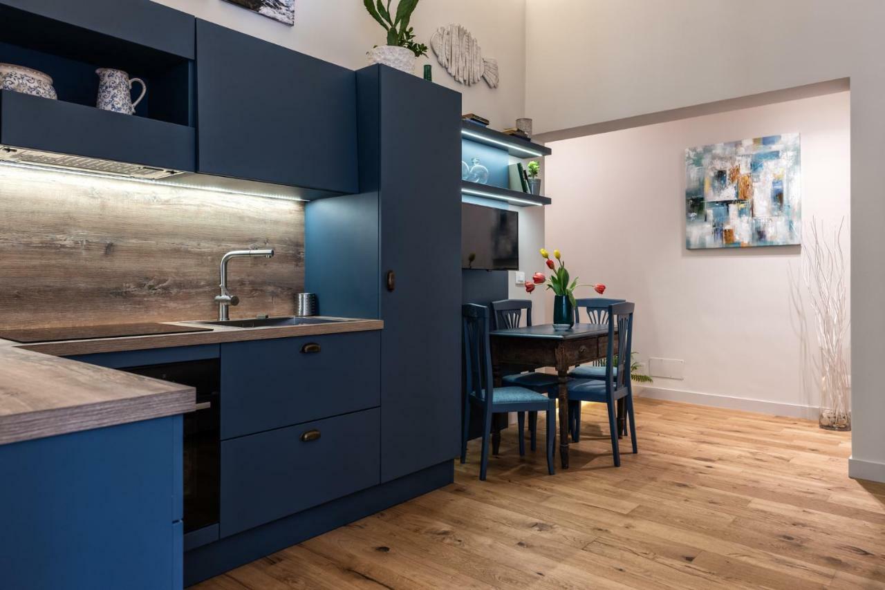 Four Elements Apartments Катания Екстериор снимка
